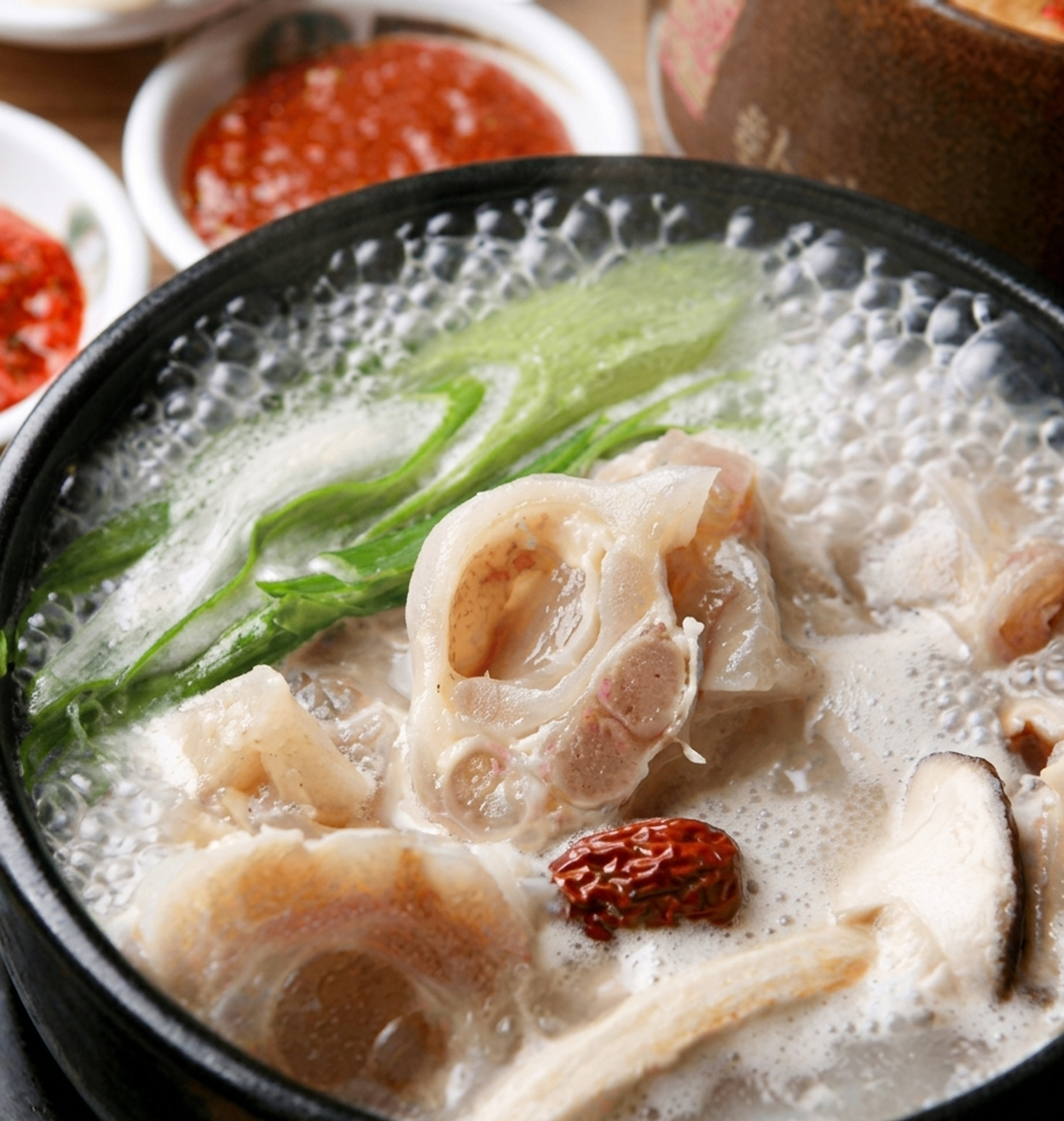 Ox Knee Bone Soup